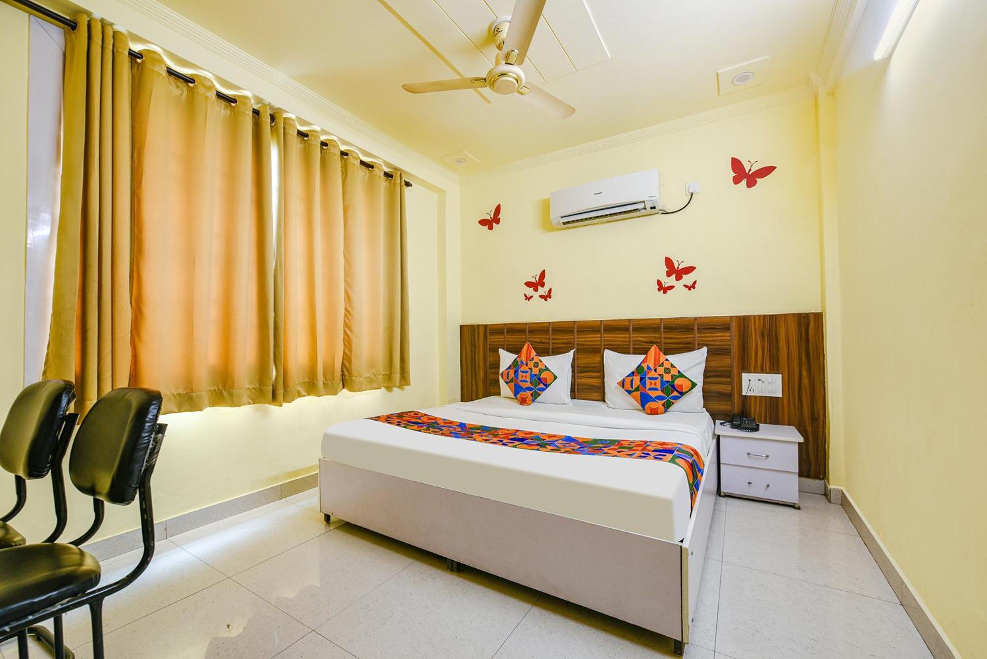 Fabhotel Ishtara Auberge - Nr Yashobhoomi Convention Centre Ню Делхи Екстериор снимка