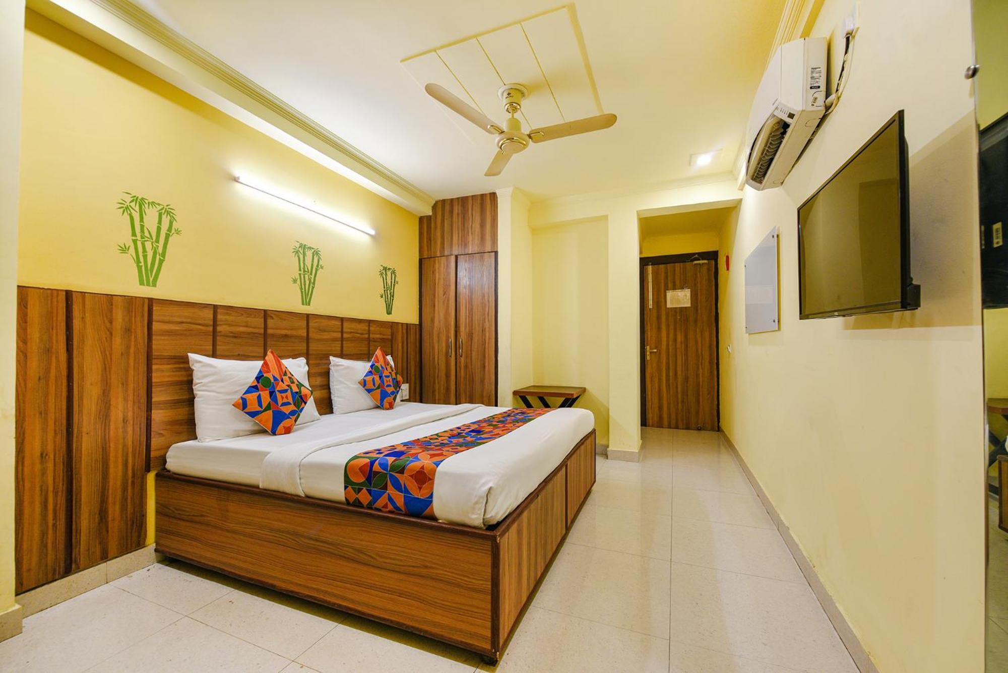 Fabhotel Ishtara Auberge - Nr Yashobhoomi Convention Centre Ню Делхи Екстериор снимка