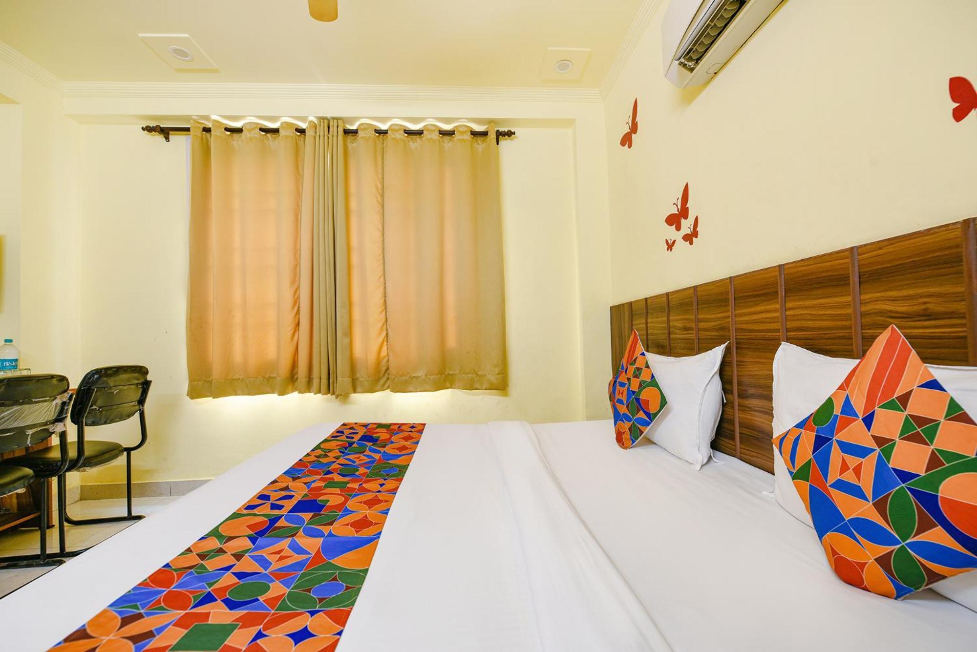 Fabhotel Ishtara Auberge - Nr Yashobhoomi Convention Centre Ню Делхи Екстериор снимка